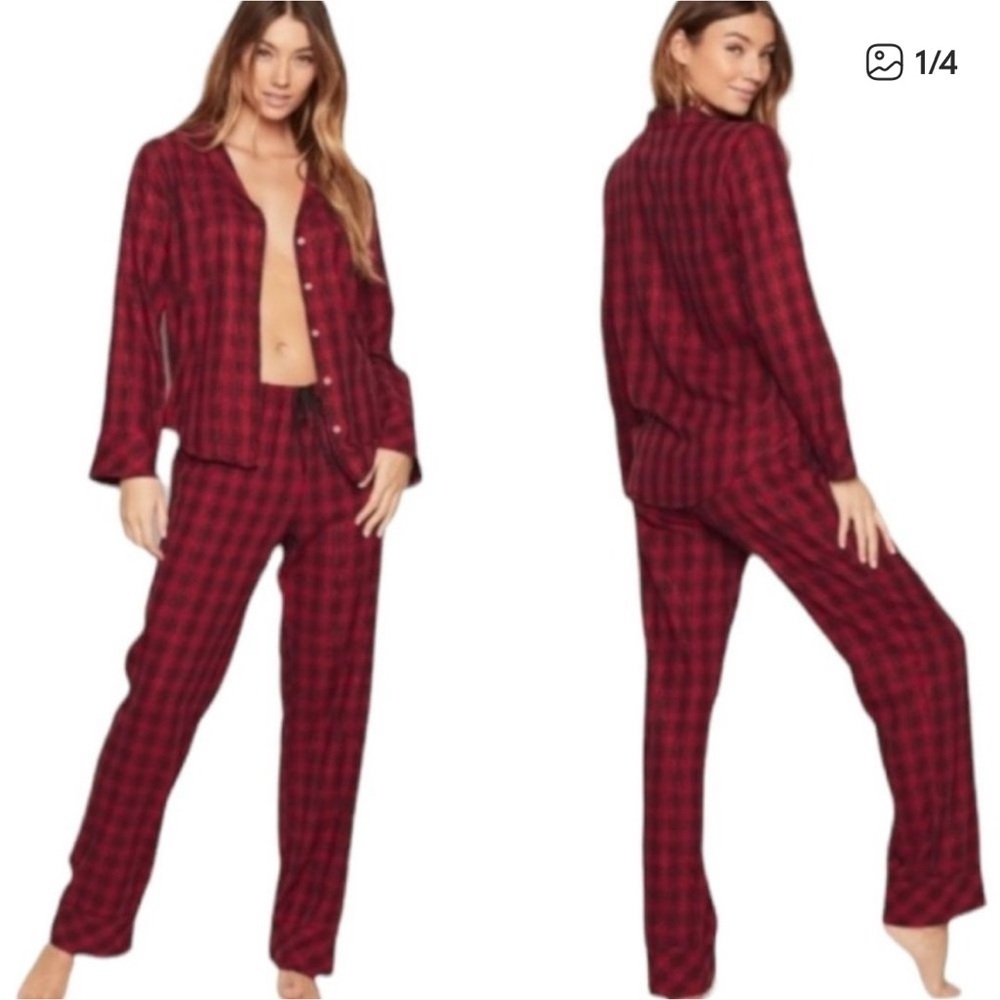 VICTORIA’S SECRET Red Plaid Metallic Shimmer Long Sleeve Flannel Pajama Set S
